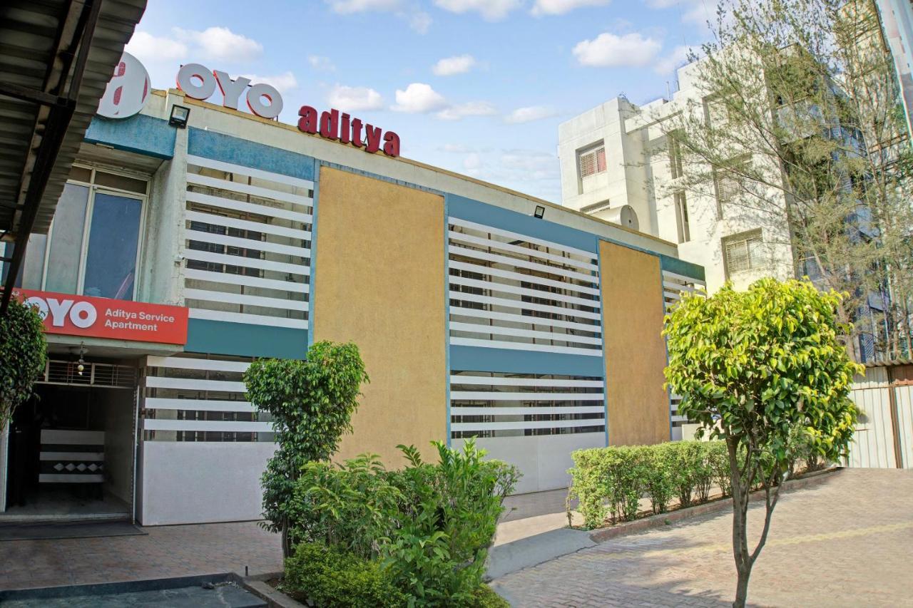 Oyo Aditya Service Apartment Méribel Village Exterior foto
